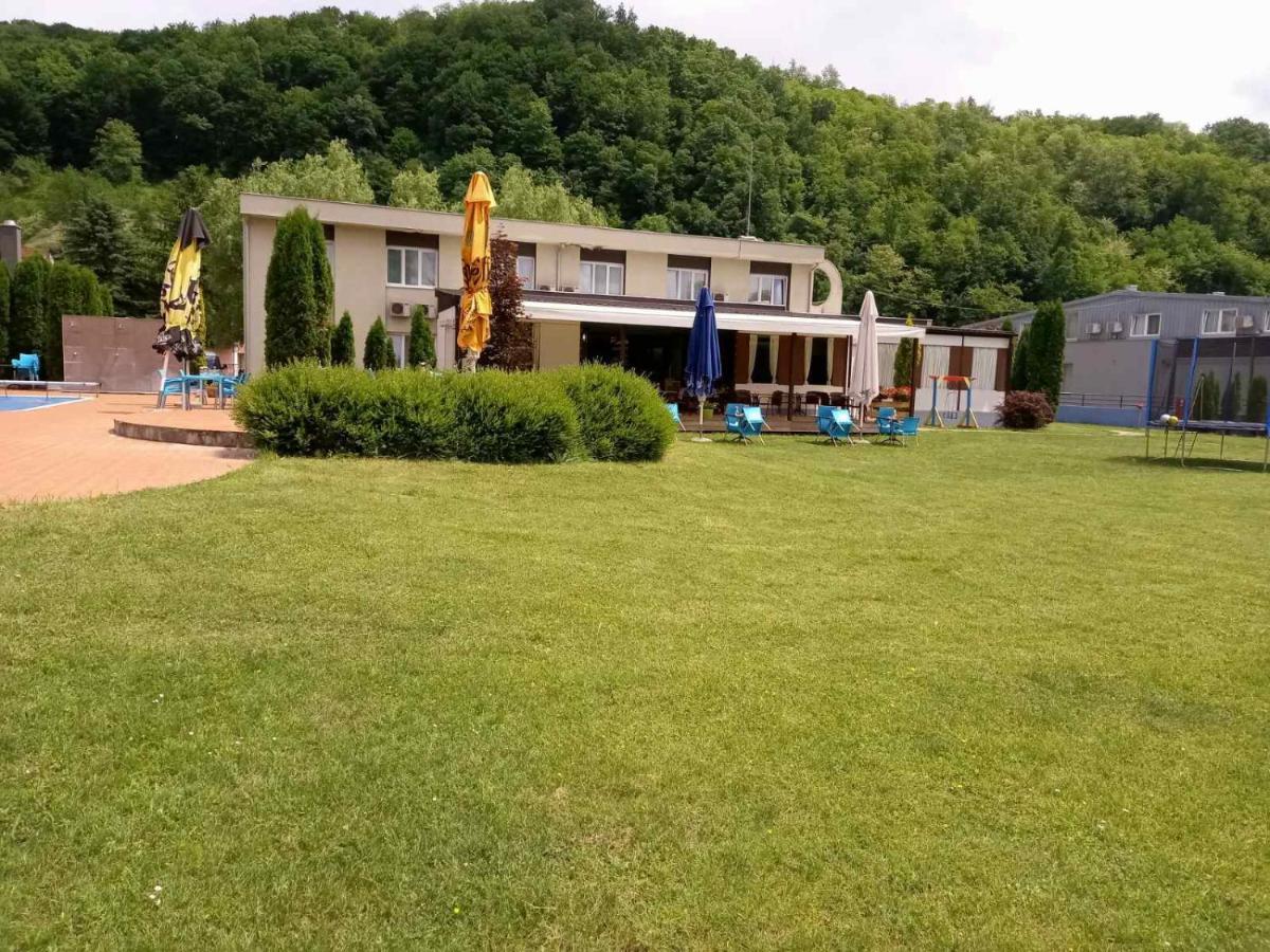 Hotel Drinska Lasta Ljubovija 외부 사진