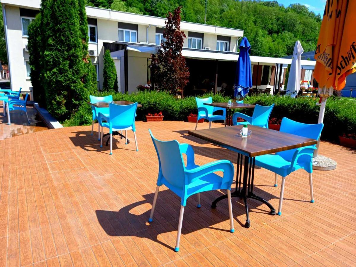 Hotel Drinska Lasta Ljubovija 외부 사진